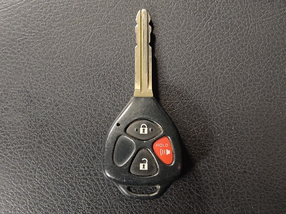 2017 Toyota 4Runner in Houston, TX 77074 - 18136219 32