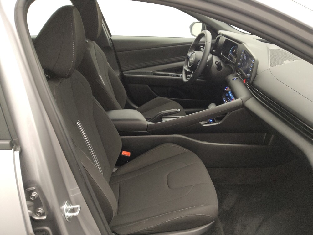 2025 Hyundai Elantra in Houston, TX 77060 - 18136224 21