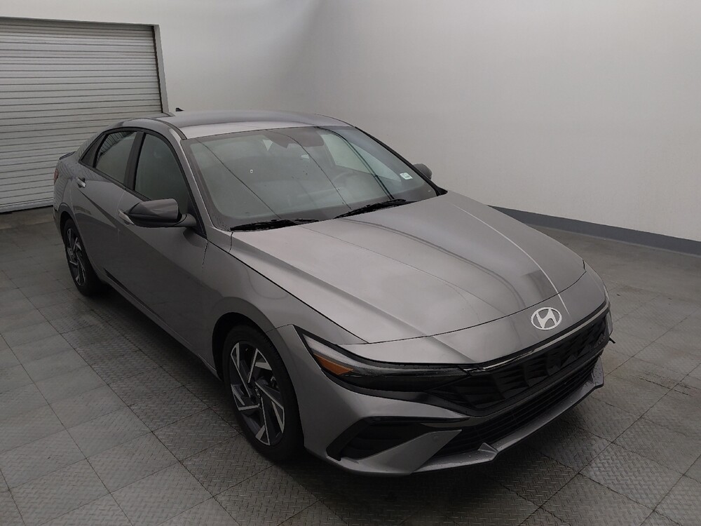2025 Hyundai Elantra in Houston, TX 77060 - 18136224 13