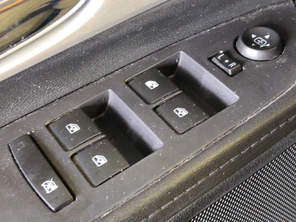 2017 Chevrolet Equinox in Houston, TX 77034 - 18136225 27