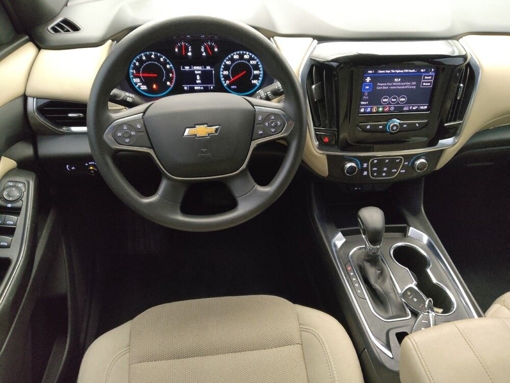 2022 Chevrolet Traverse in Houston, TX 77060 - 18136232 22
