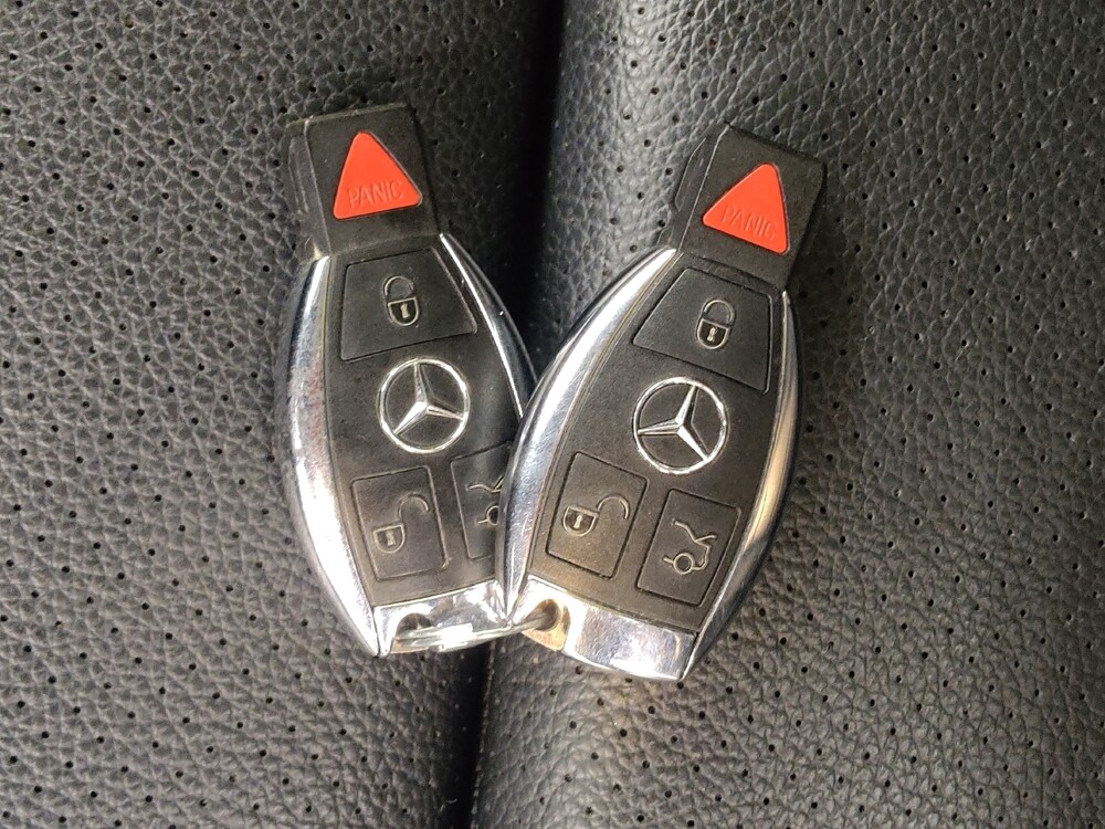 2015 Mercedes-Benz C 300 in Fairfield, OH 45014 - 18136237 32