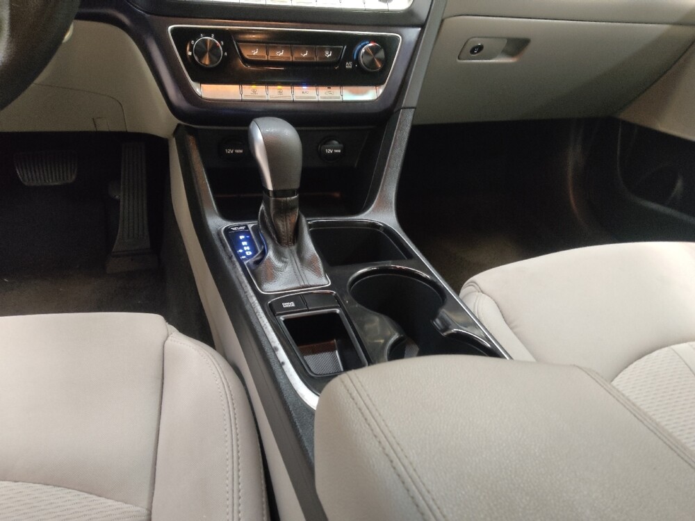 2019 Hyundai Sonata in Fairfield, OH 45014 - 18136238 26