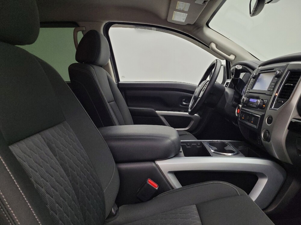 2018 Nissan Titan in Fairfield, OH 45014 - 18136243 21