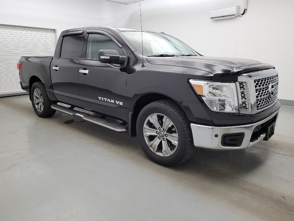 2018 Nissan Titan in Fairfield, OH 45014 - 18136243 11