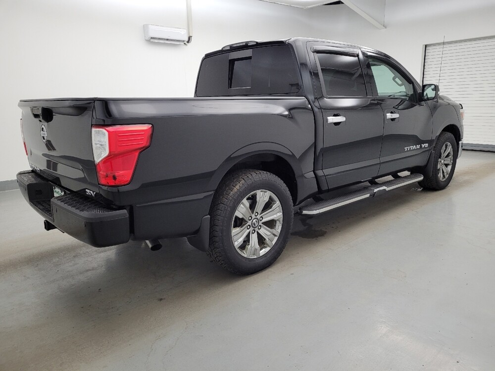 2018 Nissan Titan in Fairfield, OH 45014 - 18136243 10