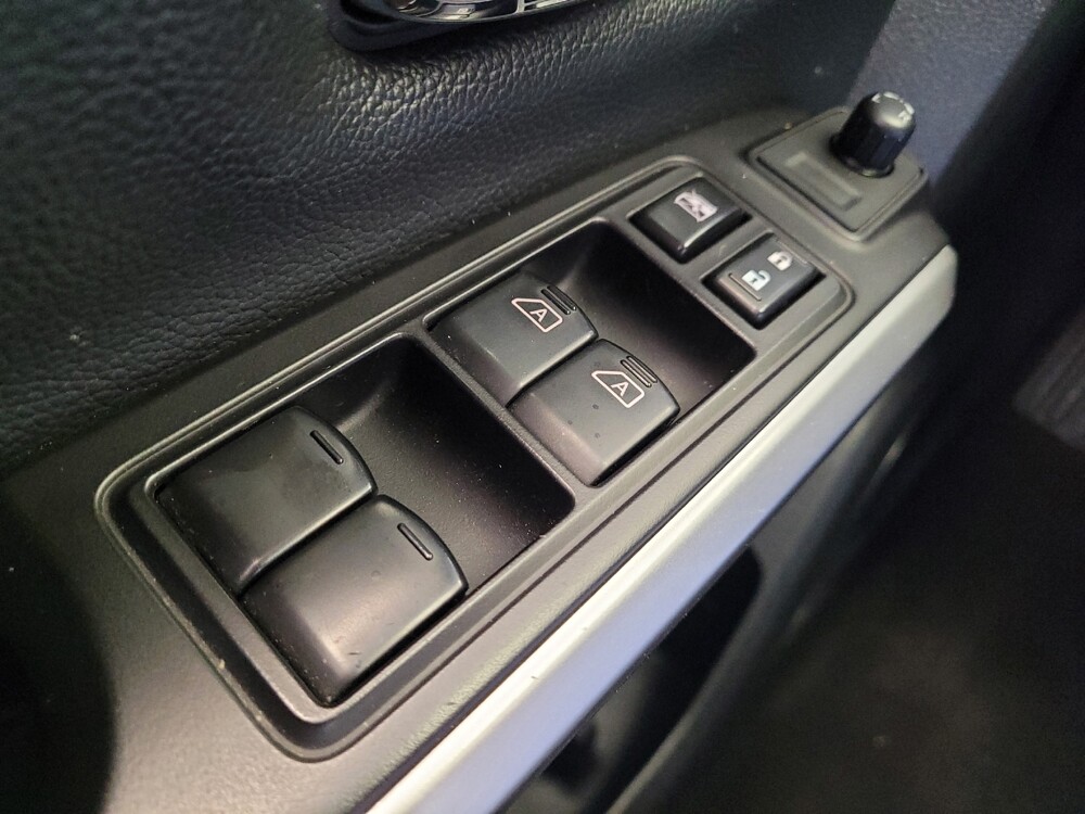 2018 Nissan Titan in Fairfield, OH 45014 - 18136243 27