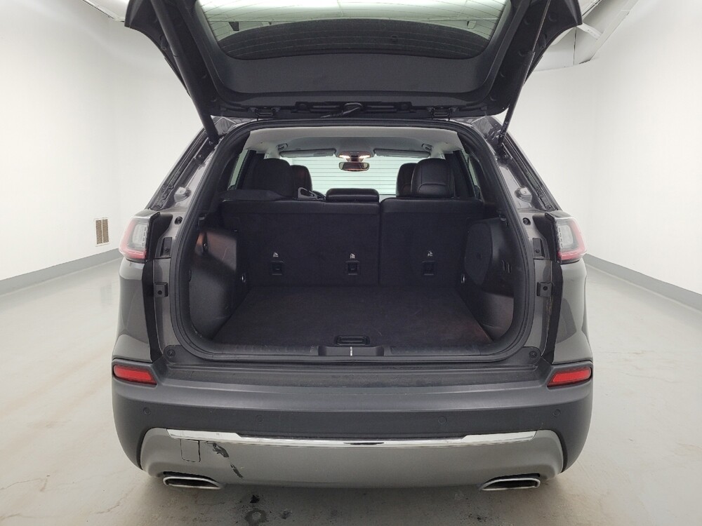 2019 Jeep Cherokee in Louisville, KY 40258 - 18136245 29