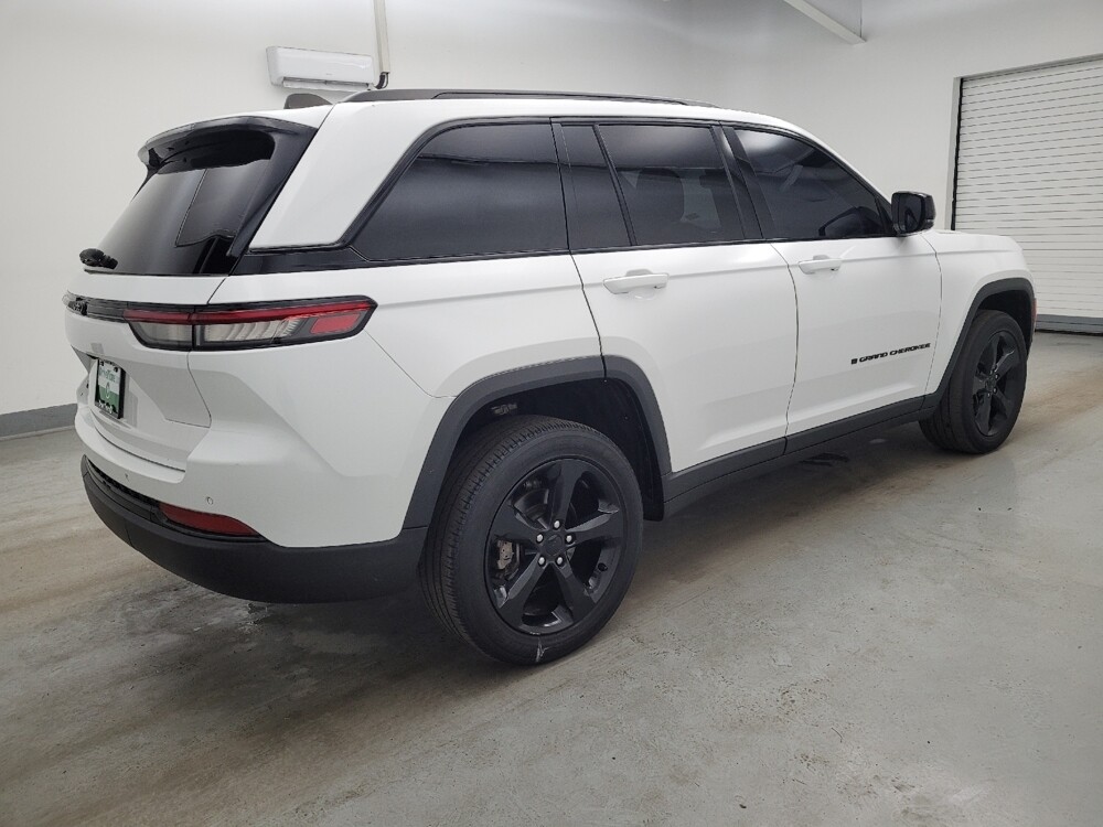 2023 Jeep Grand Cherokee in Miamisburg, OH 45342 - 18136246 10