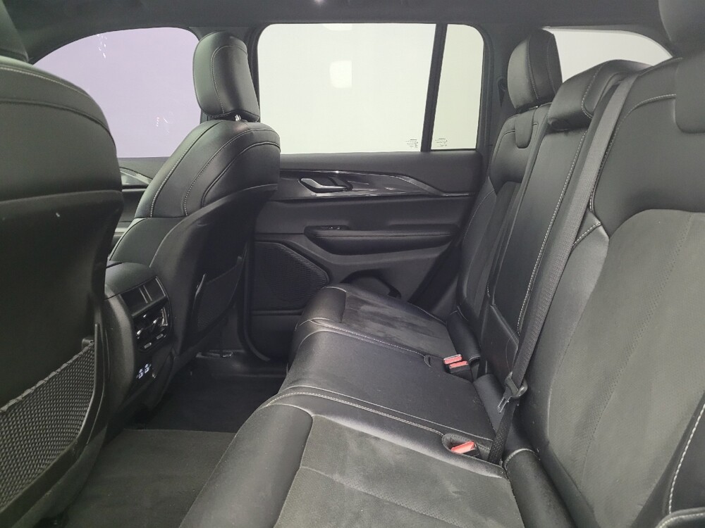 2023 Jeep Grand Cherokee in Miamisburg, OH 45342 - 18136246 18