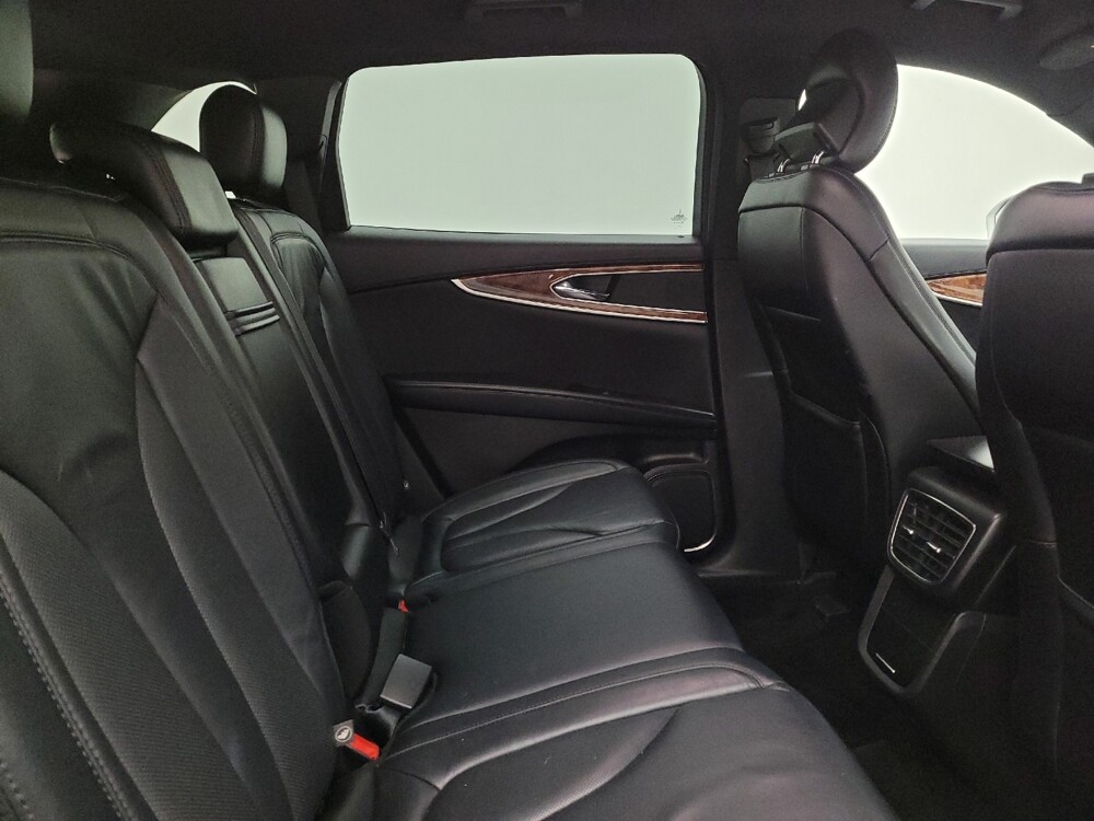 2017 Lincoln MKX in Fairfield, OH 45014 - 18136252 19