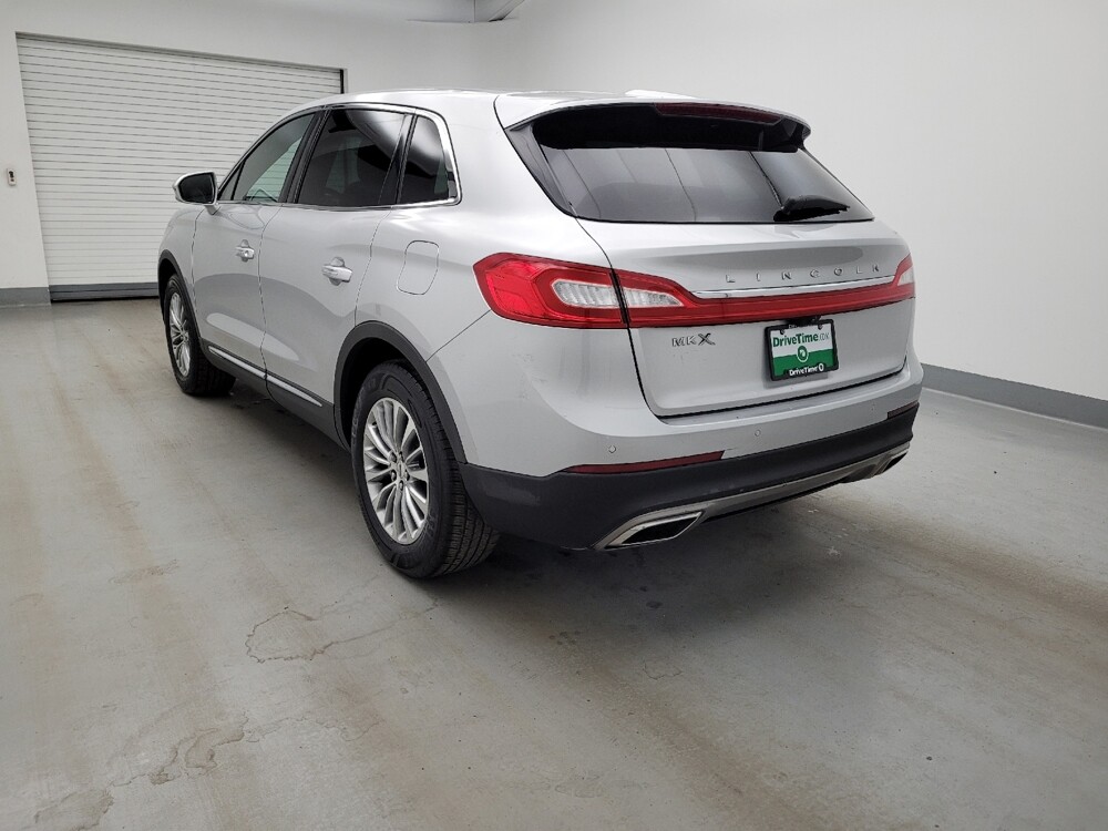 2017 Lincoln MKX in Fairfield, OH 45014 - 18136252 5