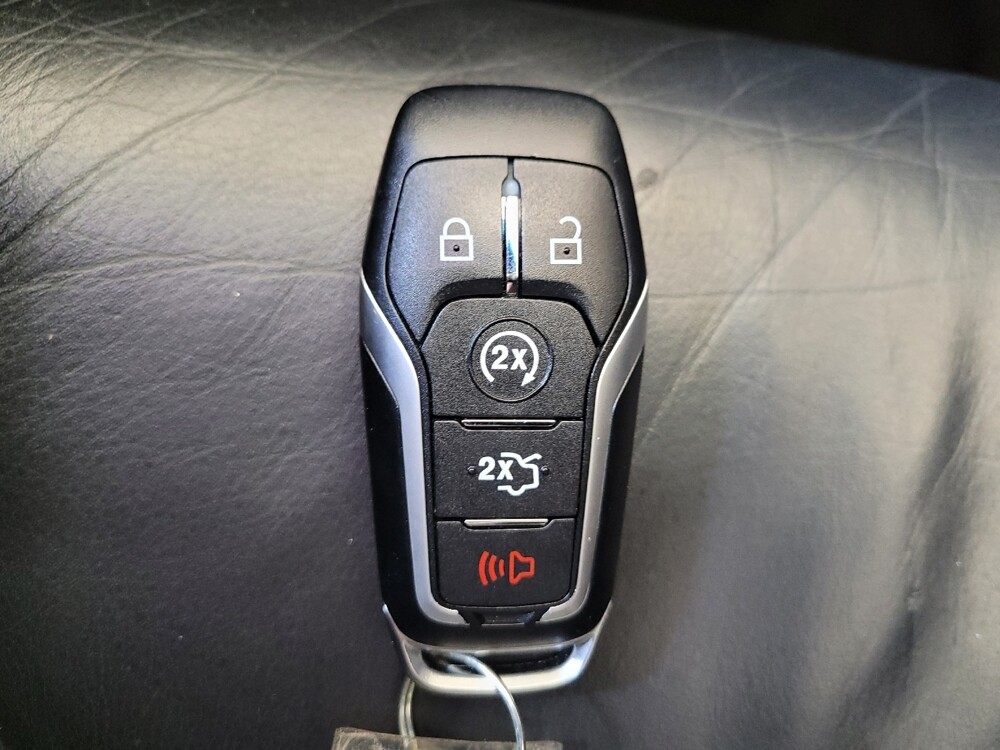 2017 Lincoln MKX in Fairfield, OH 45014 - 18136252 32