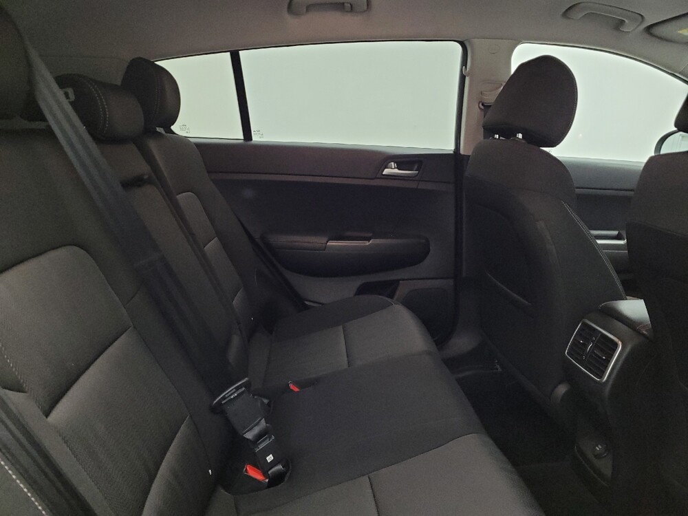 2019 Kia Sportage in Fairfield, OH 45014 - 18136255 19