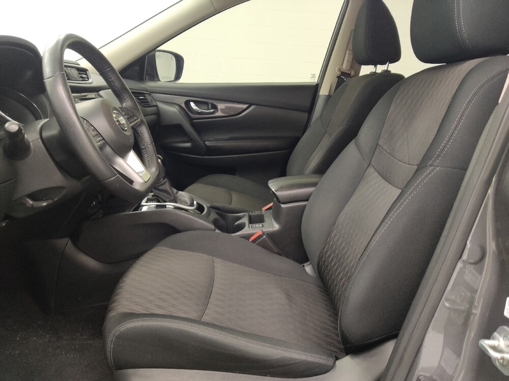 2019 Nissan Rogue in St. Louis, MO 63136 - 18136257 17