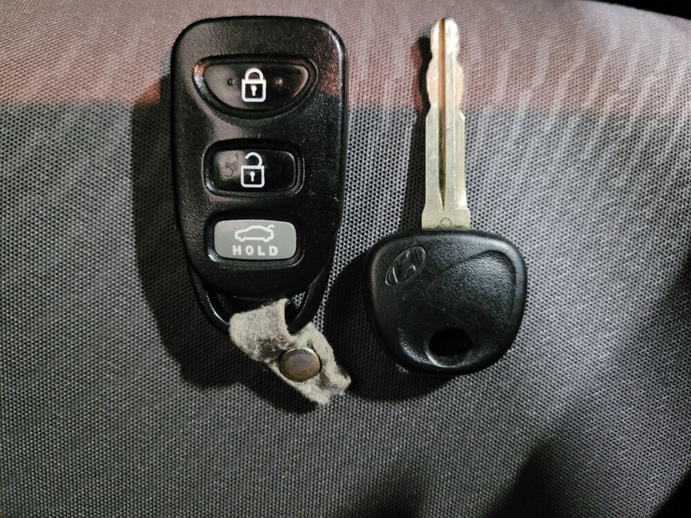 2016 Hyundai Elantra in Temple Hills, MD 20746 - 18136260 32