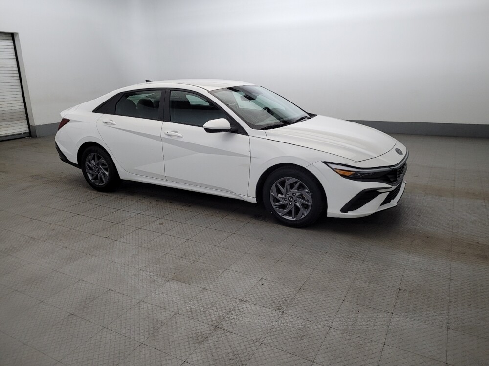 2024 Hyundai Elantra in Owings Mills, MD 21117 - 18136262 11