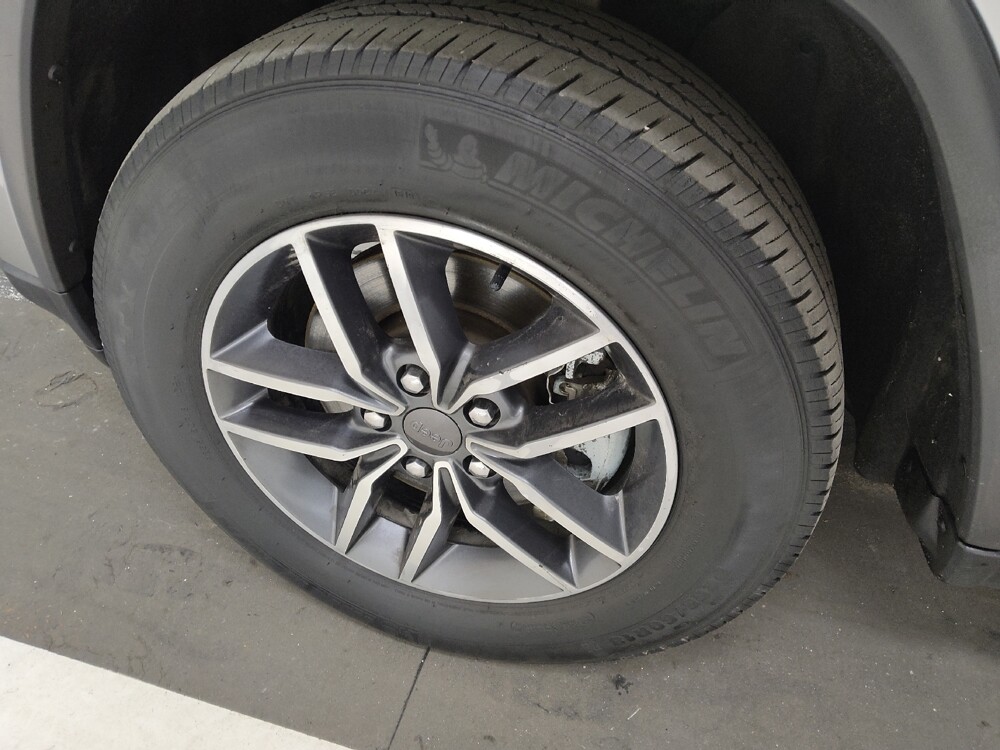 2021 Jeep Grand Cherokee in St. Louis, MO 63125 - 18136276 31