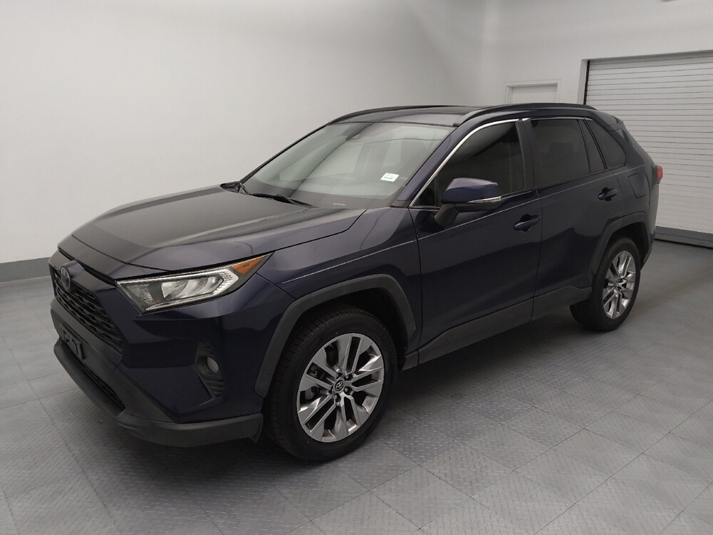 2019 Toyota RAV4 in Independence, MO 64055 - 18136277 2