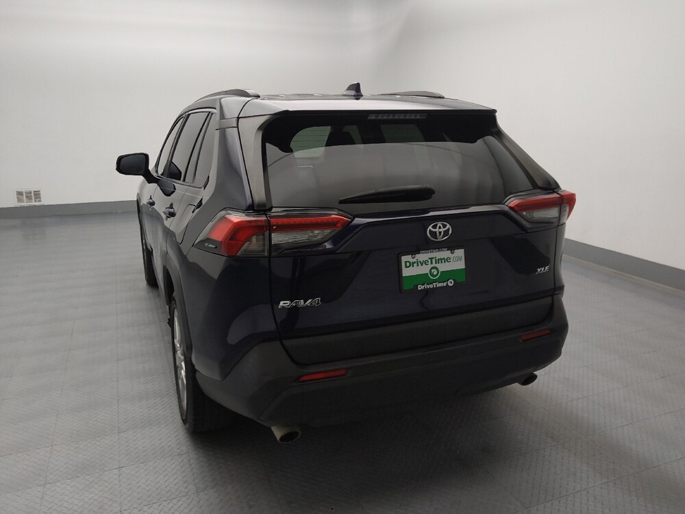 2019 Toyota RAV4 in Independence, MO 64055 - 18136277 6
