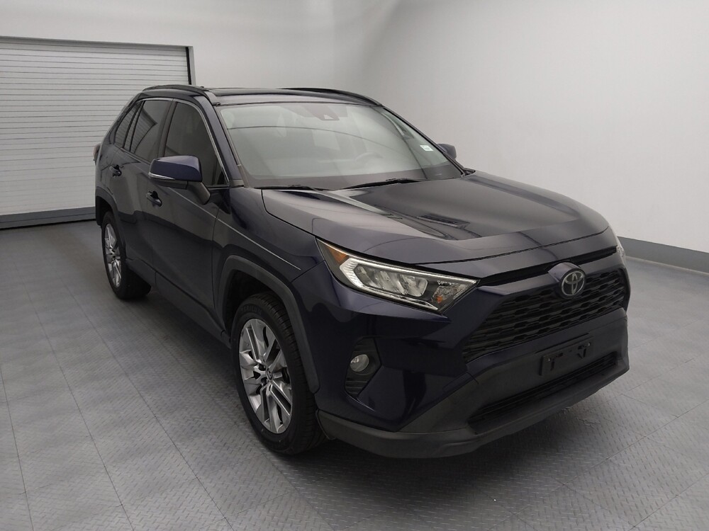 2019 Toyota RAV4 in Independence, MO 64055 - 18136277 13