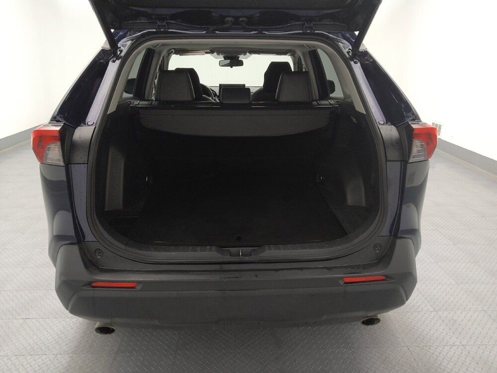 2019 Toyota RAV4 in Independence, MO 64055 - 18136277 29