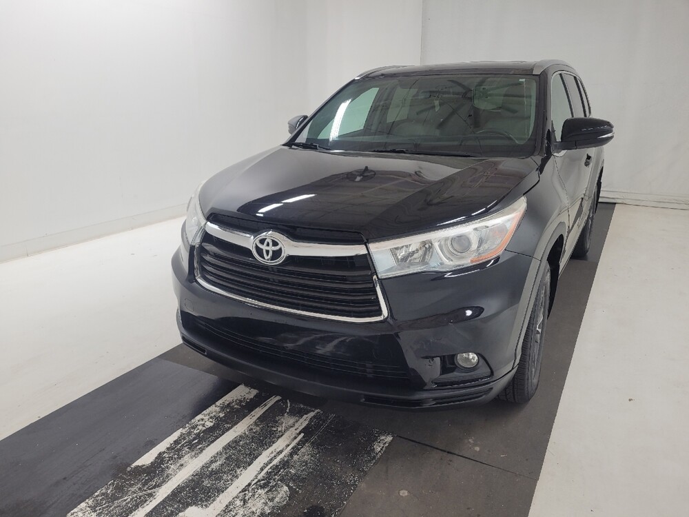 2016 Toyota Highlander in St. Louis, MO 63136 - 18136278 15