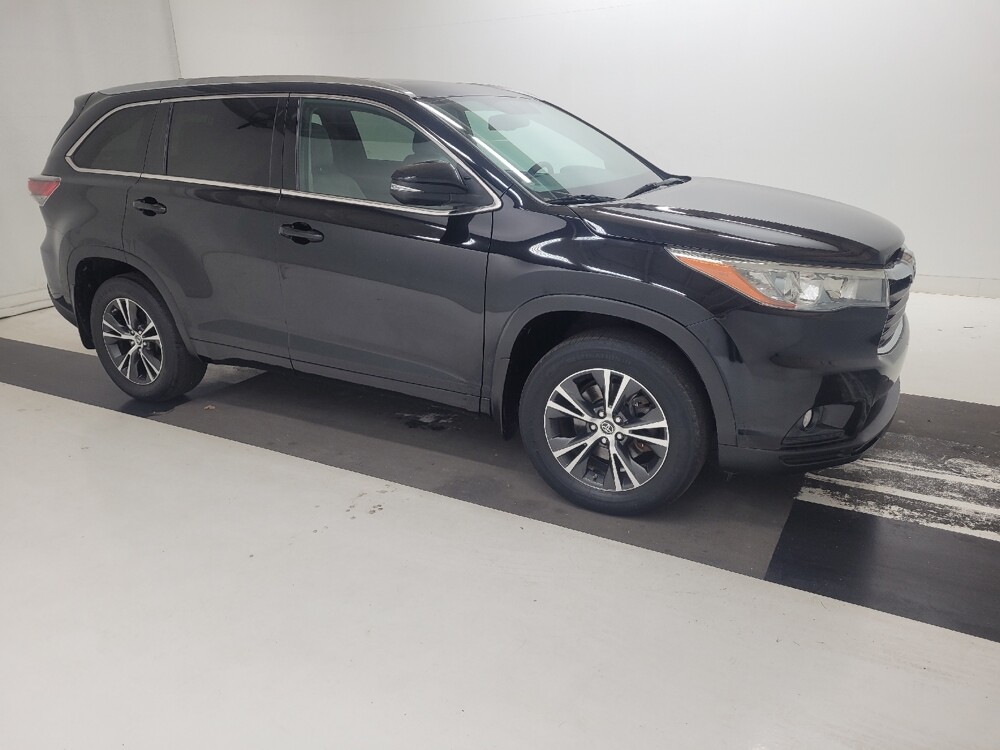 2016 Toyota Highlander in St. Louis, MO 63136 - 18136278 11