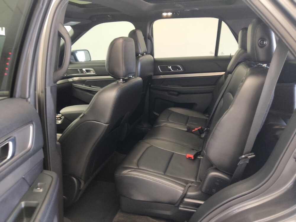 2018 Ford Explorer in Springfield, MO 65807 - 18136279 18