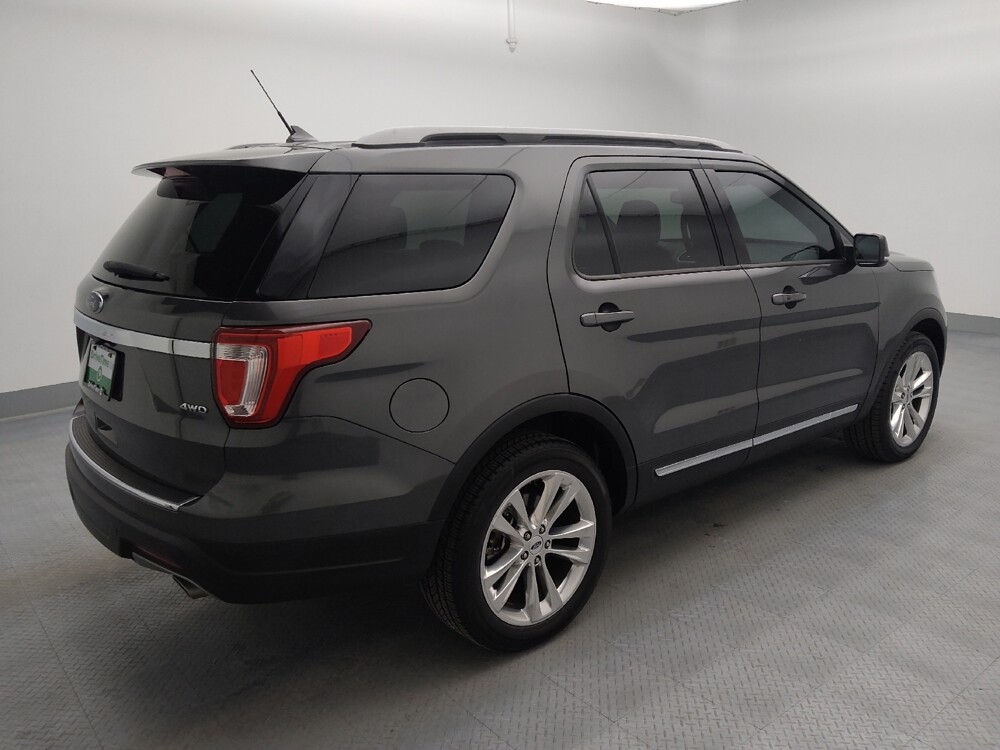 2018 Ford Explorer in Springfield, MO 65807 - 18136279 10