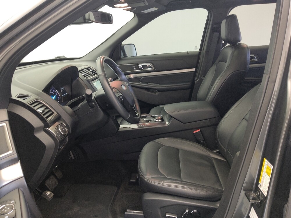 2018 Ford Explorer in Springfield, MO 65807 - 18136279 17