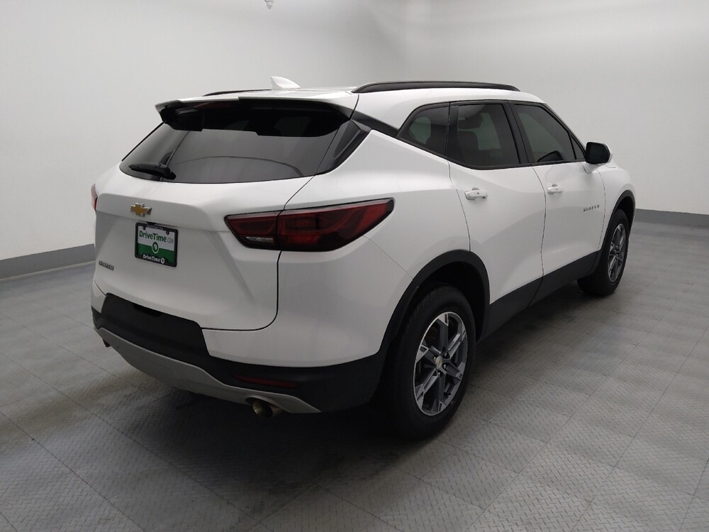 2024 Chevrolet Blazer in Springfield, MO 65807 - 18136280 9