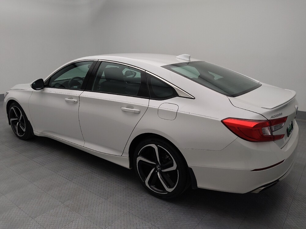 2020 Honda Accord in Gladstone, MO 64118 - 18136281 3