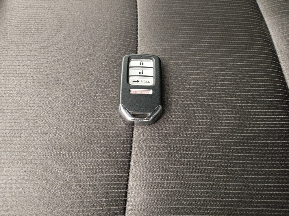2020 Honda Accord in Gladstone, MO 64118 - 18136281 32