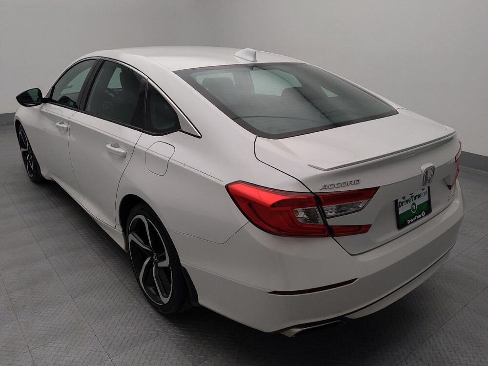 2020 Honda Accord in Gladstone, MO 64118 - 18136281 5