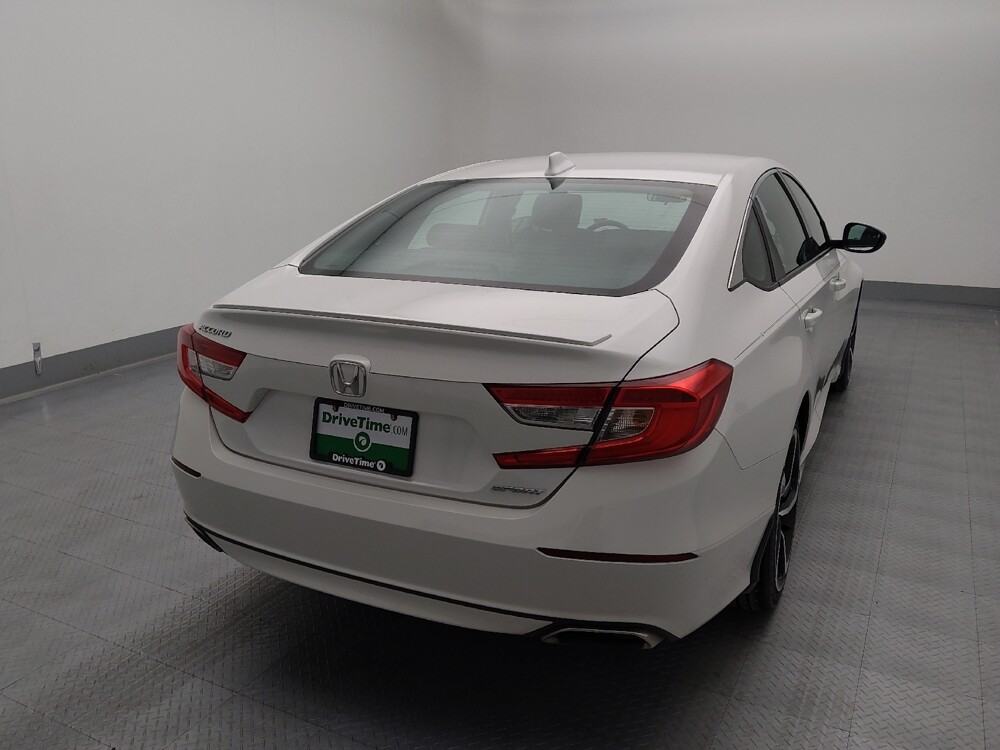 2020 Honda Accord in Gladstone, MO 64118 - 18136281 7