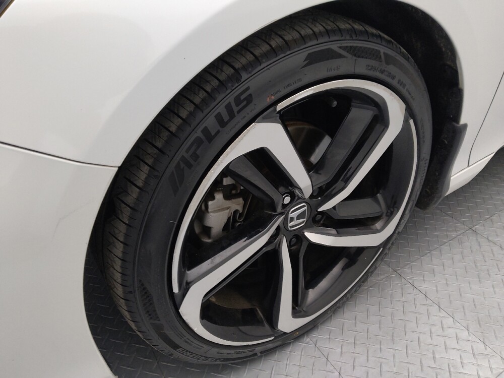 2020 Honda Accord in Gladstone, MO 64118 - 18136281 31