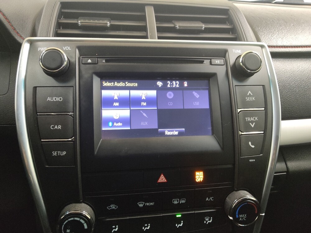 2016 Toyota Camry in St. Louis, MO 63136 - 18136285 25