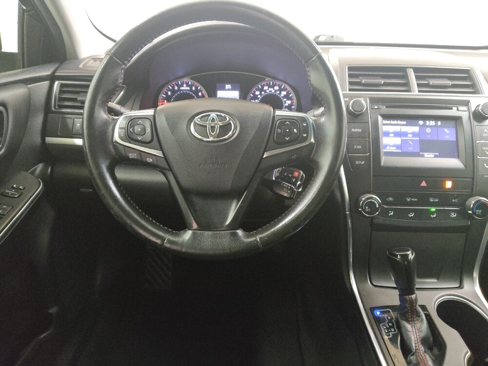 2016 Toyota Camry in St. Louis, MO 63136 - 18136285 22