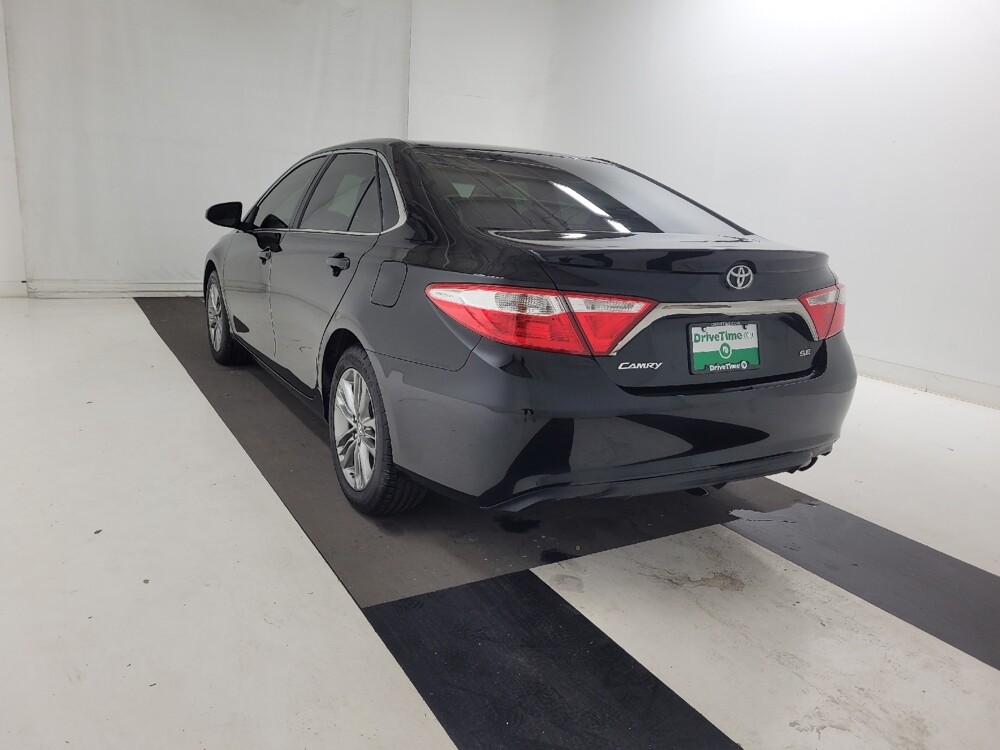 2016 Toyota Camry in St. Louis, MO 63136 - 18136285 5