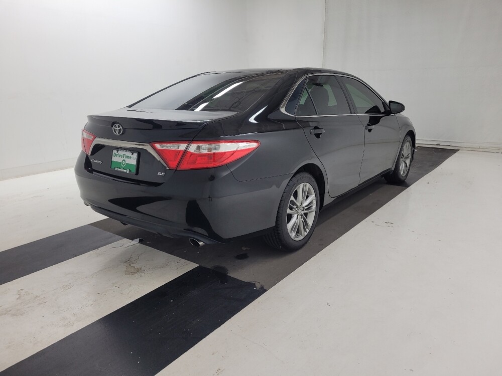 2016 Toyota Camry in St. Louis, MO 63136 - 18136285 9