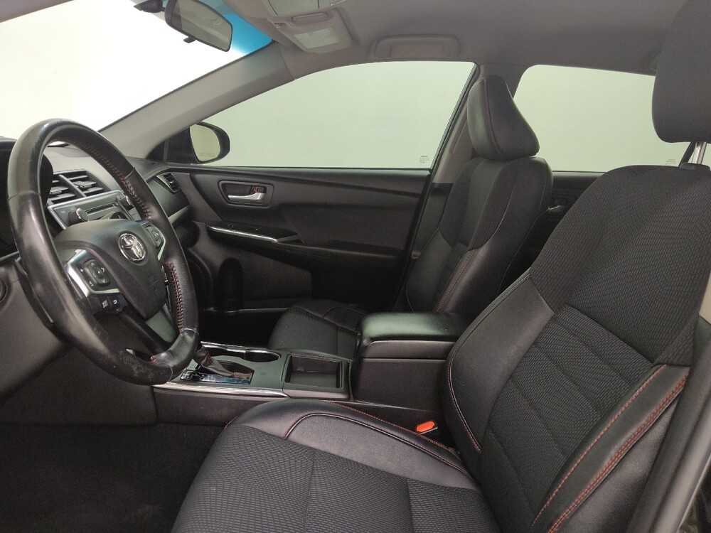 2016 Toyota Camry in St. Louis, MO 63136 - 18136285 17