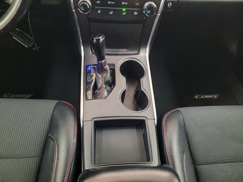 2016 Toyota Camry in St. Louis, MO 63136 - 18136285 26