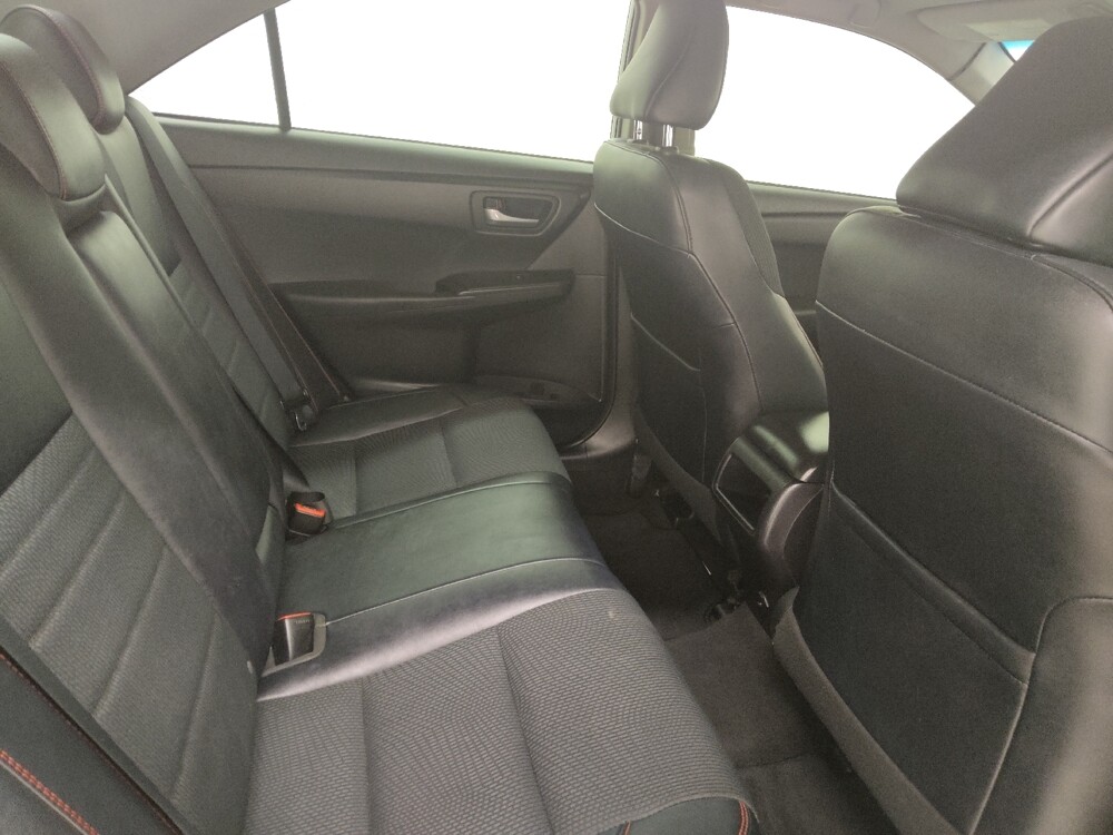 2016 Toyota Camry in St. Louis, MO 63136 - 18136285 19