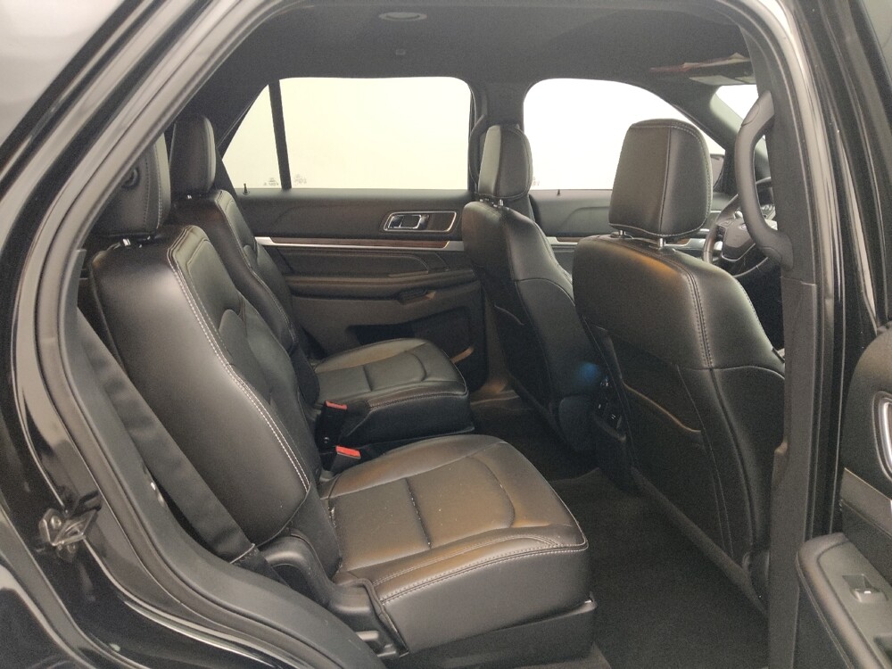 2018 Ford Explorer in St. Louis, MO 63136 - 18136289 19