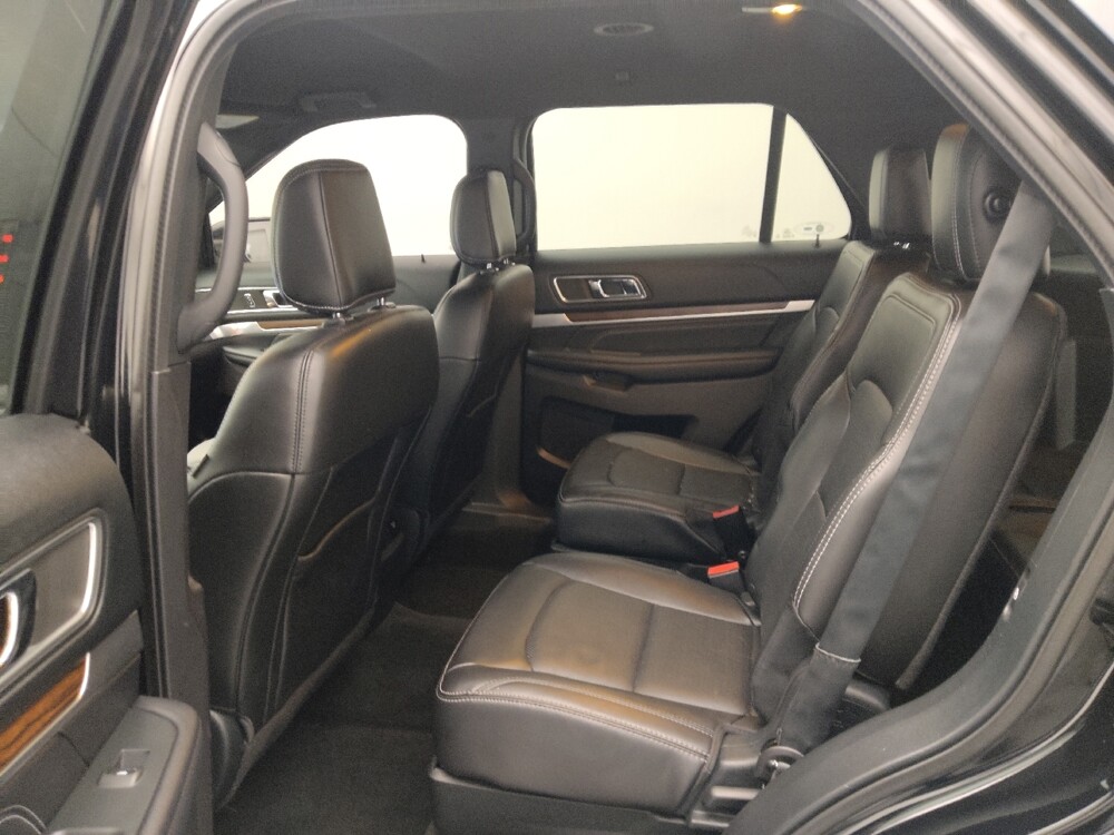 2018 Ford Explorer in St. Louis, MO 63136 - 18136289 18