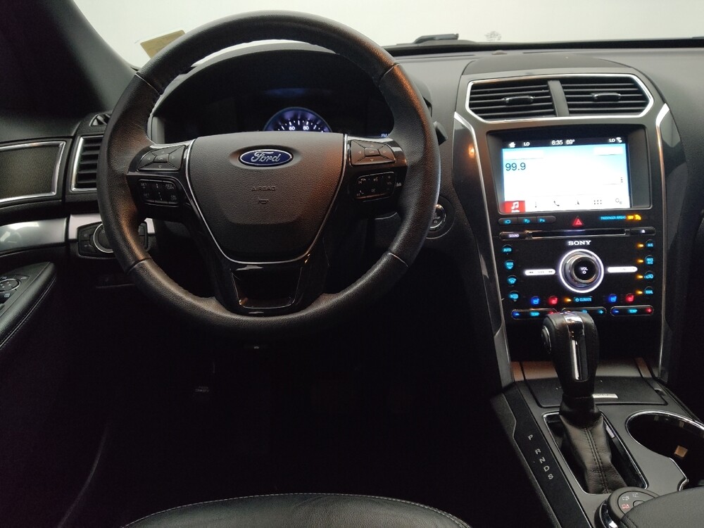 2018 Ford Explorer in St. Louis, MO 63136 - 18136289 22