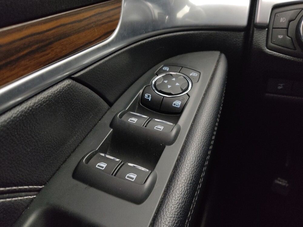 2018 Ford Explorer in St. Louis, MO 63136 - 18136289 27