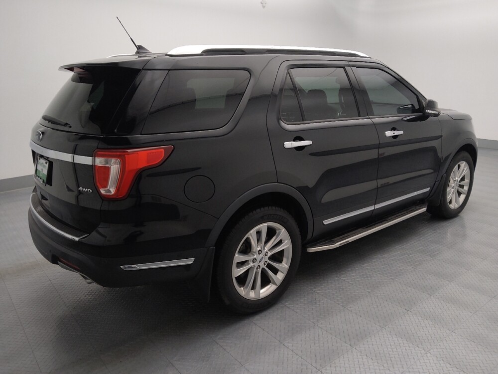 2018 Ford Explorer in St. Louis, MO 63136 - 18136289 10