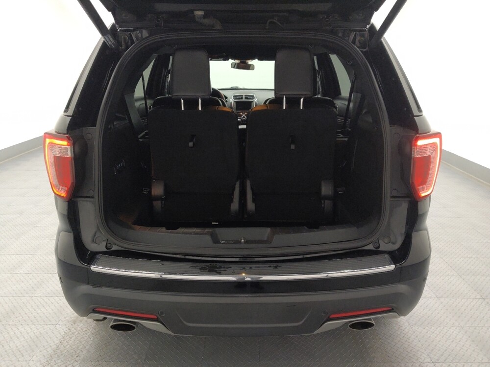 2018 Ford Explorer in St. Louis, MO 63136 - 18136289 29